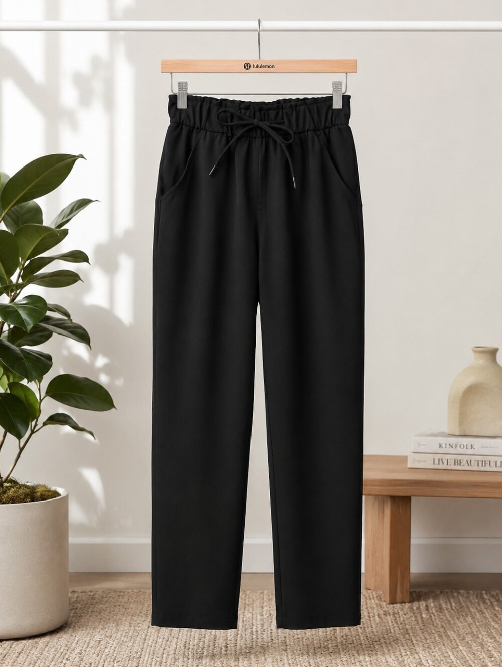 Lululemon Stretch High-Rise 7/8 Pant Black Size 2 27" Inseam Pull-On Work Career
